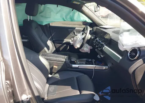 2021 Mercedes-Benz Glb 250 4Matic from USA, damaged, VIN W1N4M4HB8MW106145